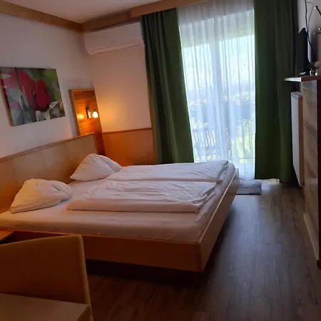 Sonnenterrasse Kloecklschuster *