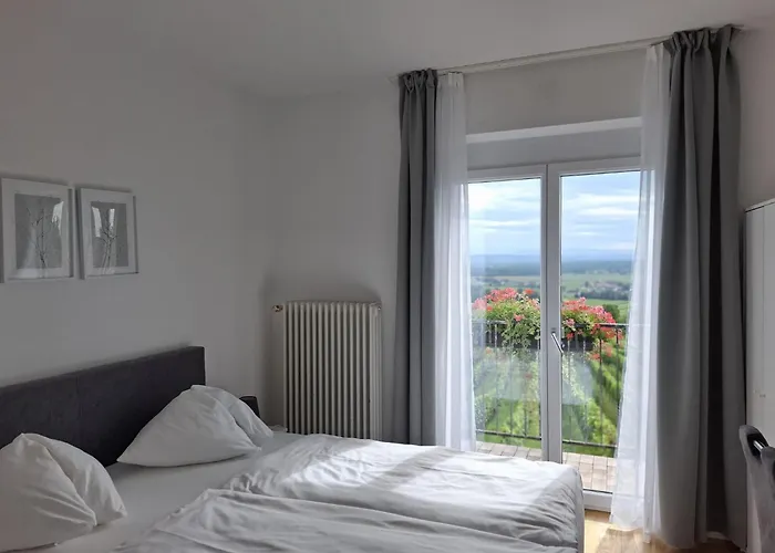 Sonnenterrasse Kloecklschuster Klochberg